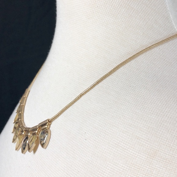 Abalone Shell Teardrop Flair Necklace Earring Set - Picture 3 of 4